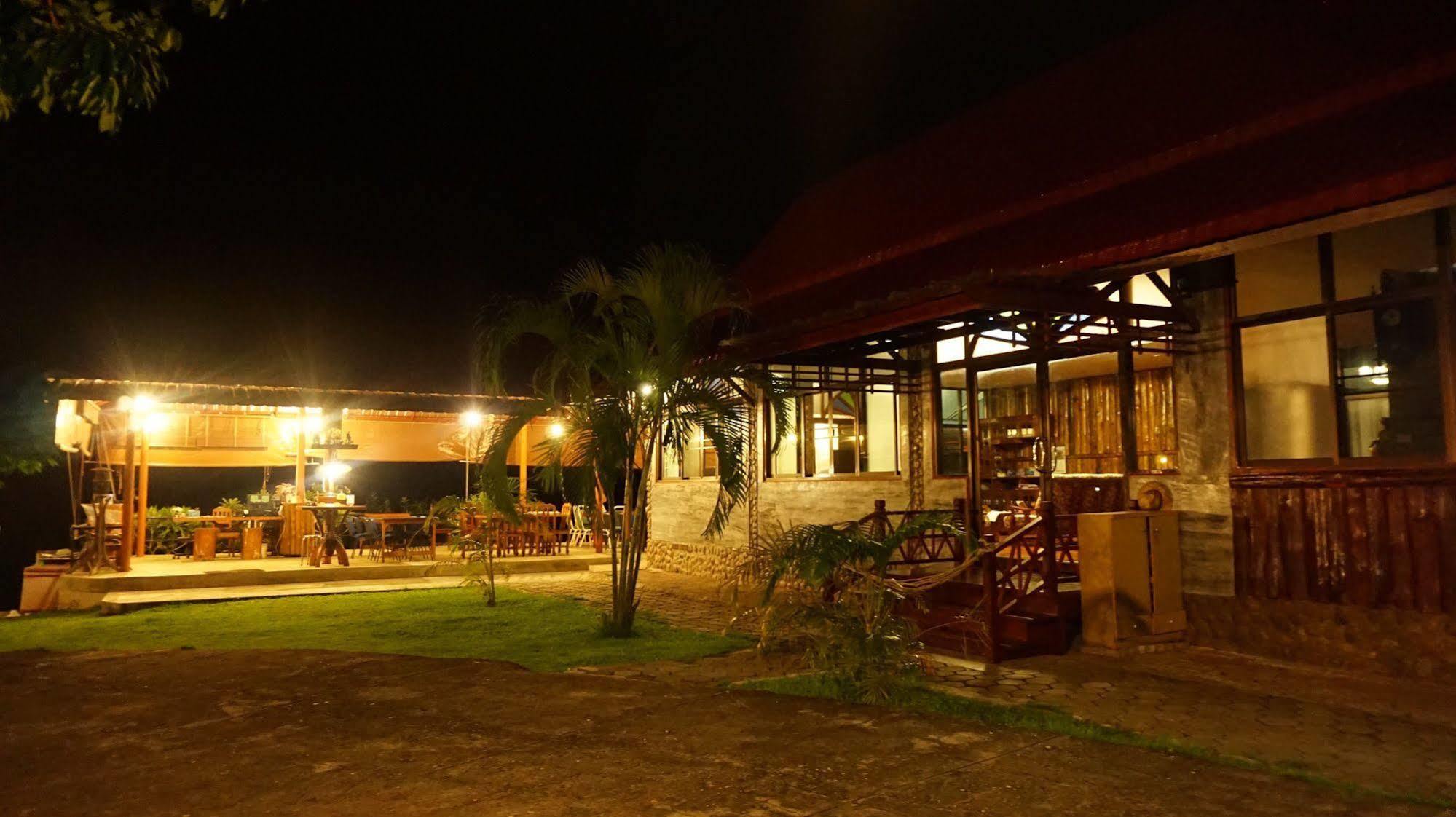 Khun Mai Baan Suan Resort Mae Ai Exterior foto
